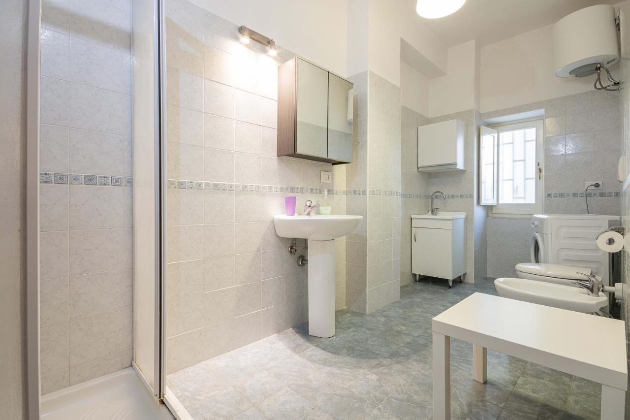בארי Nuovo Appartamento Beige מראה חיצוני תמונה
